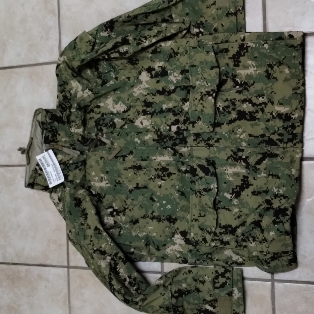 USGI AOR2 USN Navy Goretex Parka NWU III Type 3 working